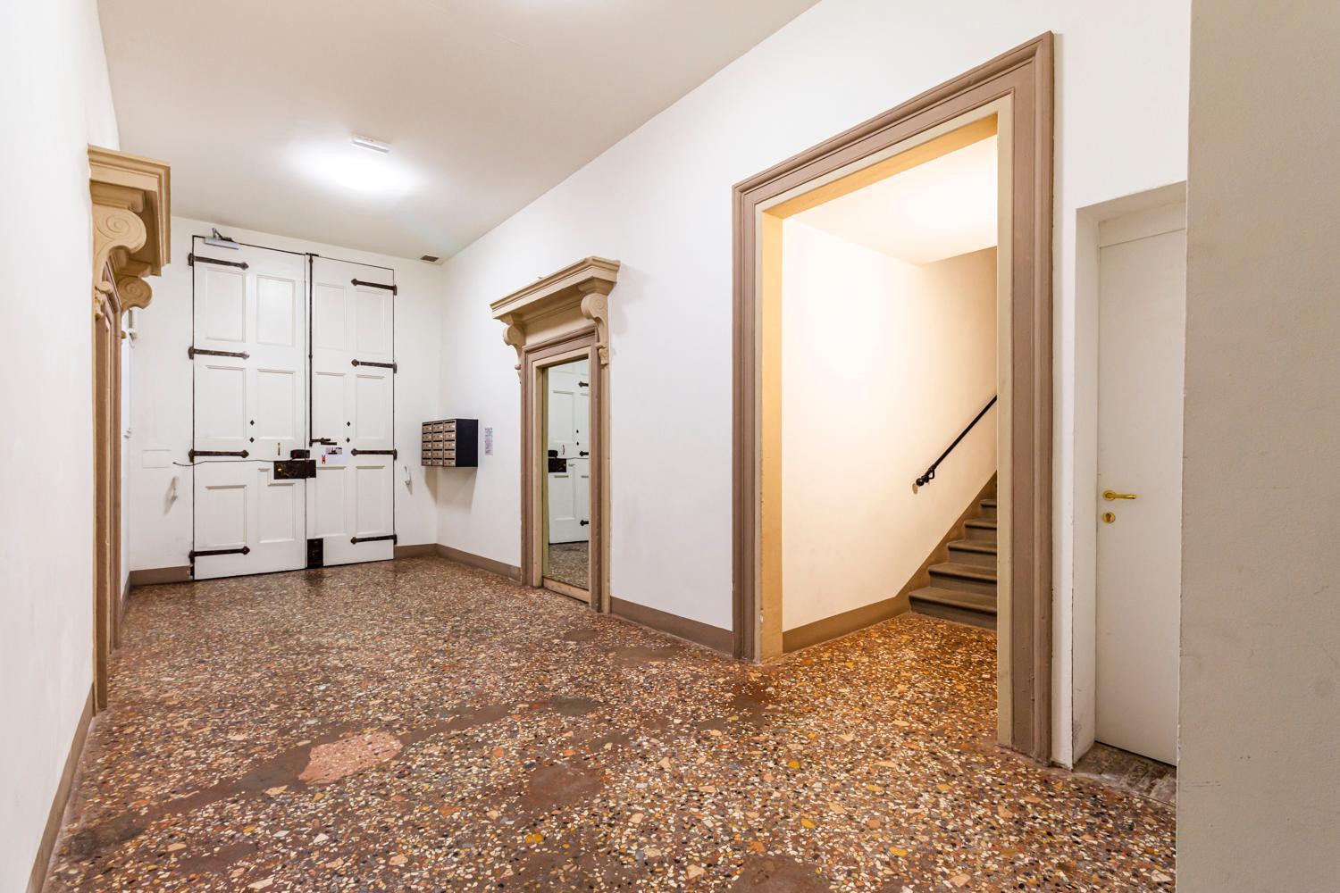 Righi Suite Apartment Болонья Екстер'єр фото
